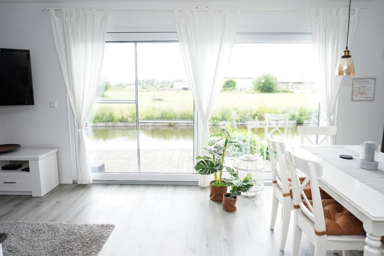 Ferienhaus Max Am Wasser Ferienpark Vislust Wervershoof Buitenkant foto